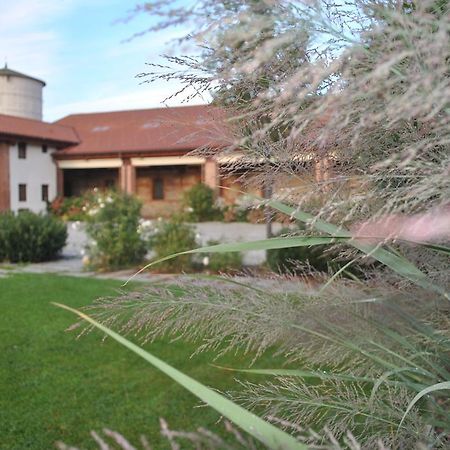 Agriturismo Tetto Garrone Cuneo Buitenkant foto