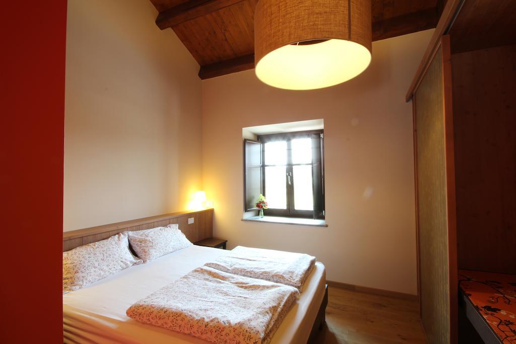 Agriturismo Tetto Garrone Cuneo Kamer foto